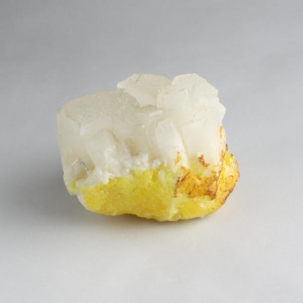 Celestine with Sulfur, Sicily ( Italy) | 5,7X5,3X4,4 cm 0,194 kg