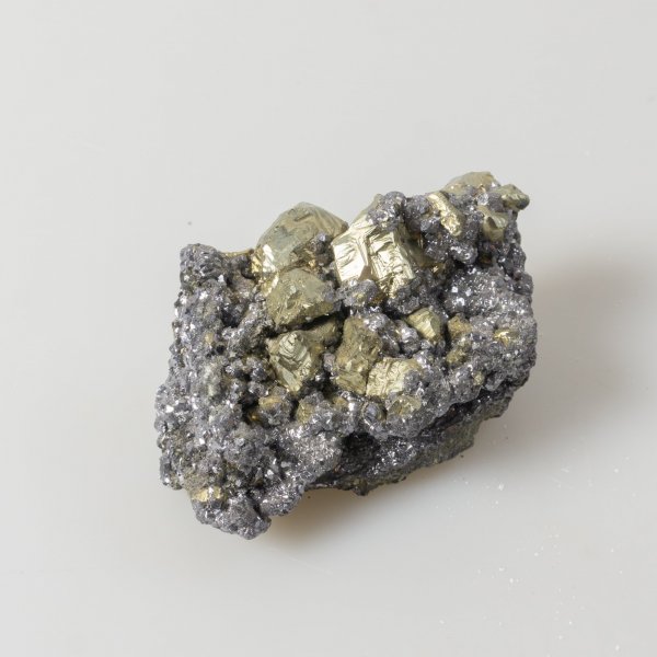 Pyrite and Sphalerite Druze, Perù | 7 x 4,5 x 4 cm, 0,235 kg