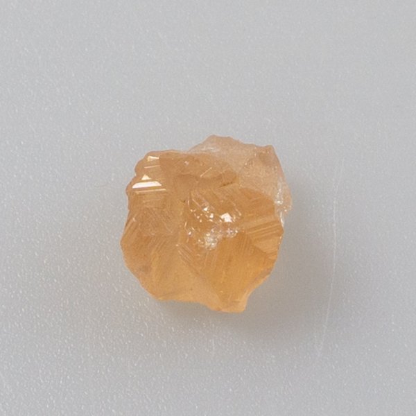 Grossular Garnet crystal | 9 mm