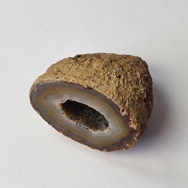 Agate Geode | 6,2 x 4,2 x 5,5 cm, 0,156 kg