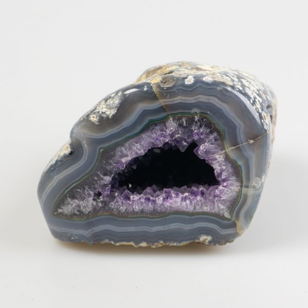 Amethyst and Agate Geode | 11,5 x 10 x 8,5 cm, 1,17 kg