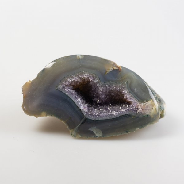 Amethyst and Agate Geode | 16 x 10 x 8,5 cm, 1,25 kg