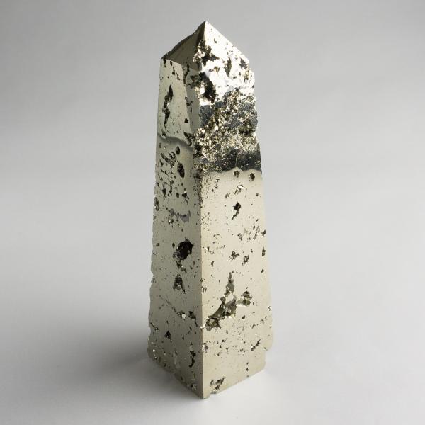 Pyrite Point 3,4X3,3X12,6 cm 0,390 kg