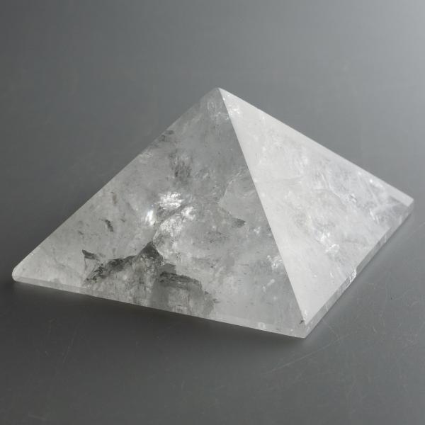 Quartz Pyramide 6,9X3,7 cm 0,182 kg