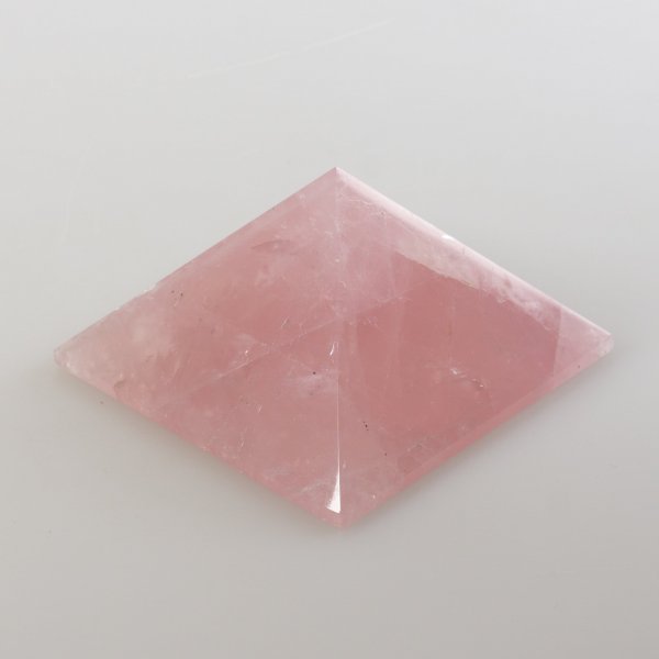 Rose Quartz Pyramid | 6,5 x 3,5 cm, 0,164 kg
