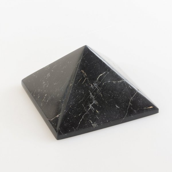 Black Tourmaline Pyramid | 6,7 x 3,5 cm, 0,230 kg