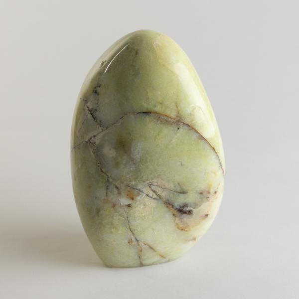 Green Opal Free Form | 6,7X5X10,3 cm 0,425 kg