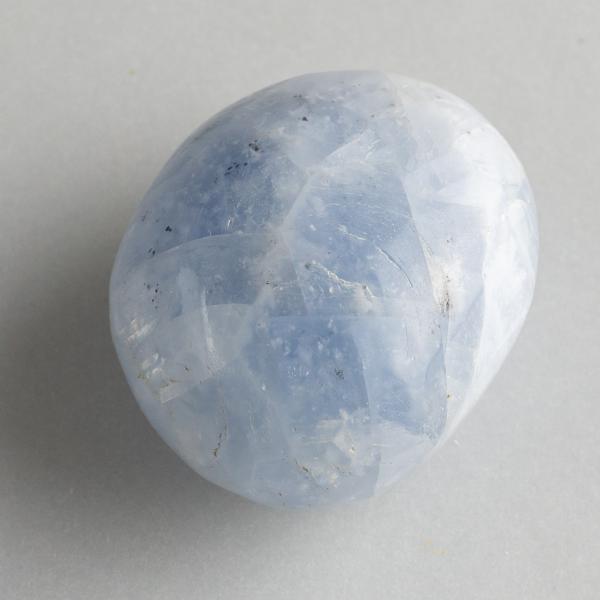 Palmstone (Pebble) Lightblue Calcite | 4-5 cm
