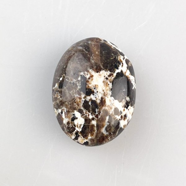 Tumbled Black Opal, Lens Shape, Amulet | 3 x 2,5 x 1 cm
