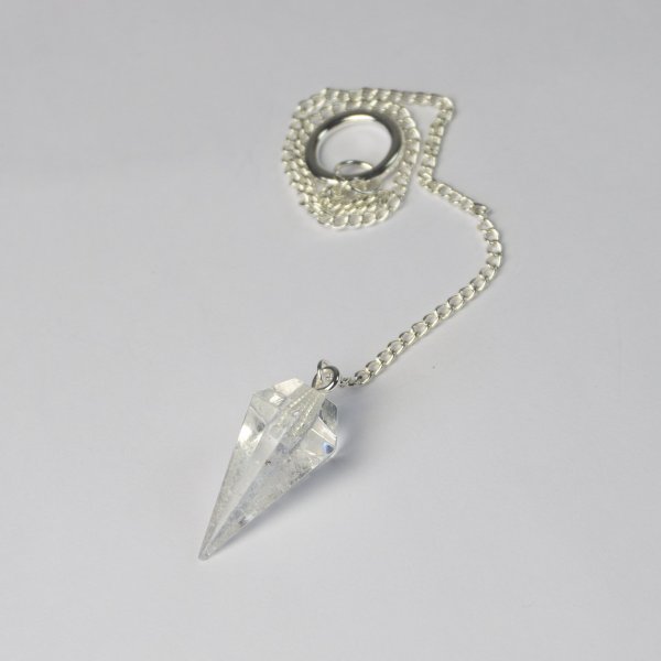 Pendulum Hyaline quartz | stone 2,5 - 3 cm, chain 24 cm