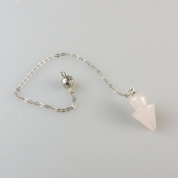 Pendulum Rose Quartz | Stone 2,3 x 1,5 cm, chain 19 cm