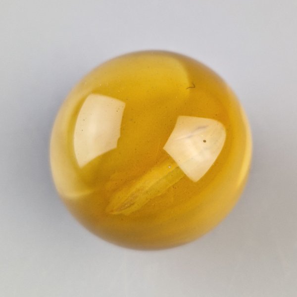 Mokaite yellow sphere | 4 cm