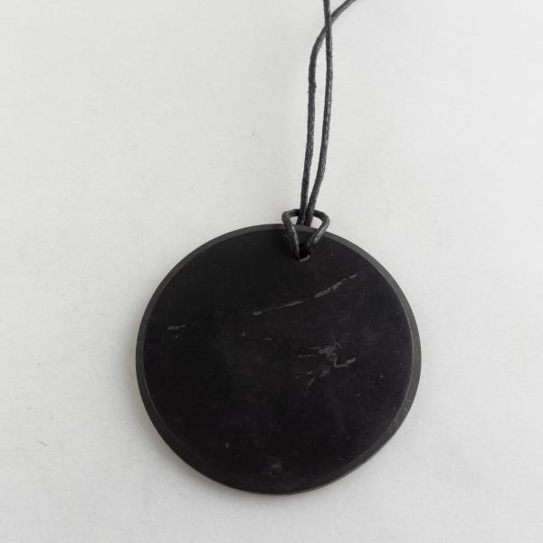 Shungite Pendant "Circle" | pietra 5X0,3 cm 0,020 kg