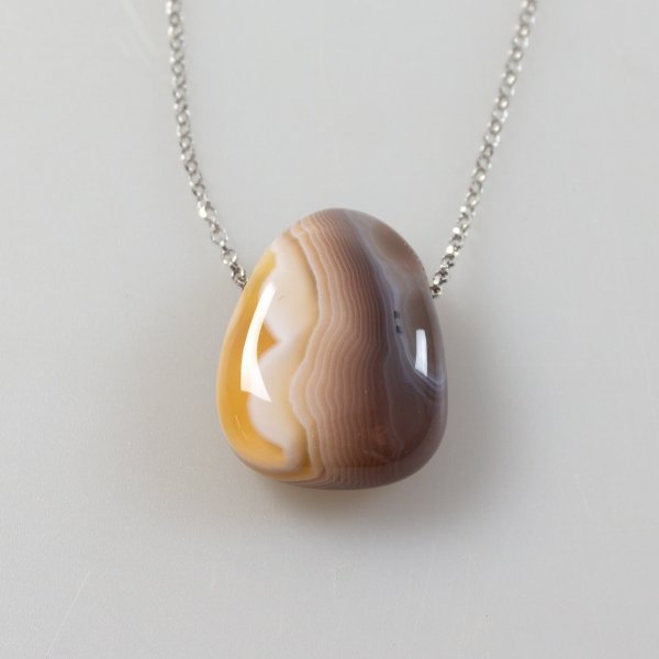 Rhodium plated silver pendant with Agate | stone 2,7 cm, chain 43-44 cm