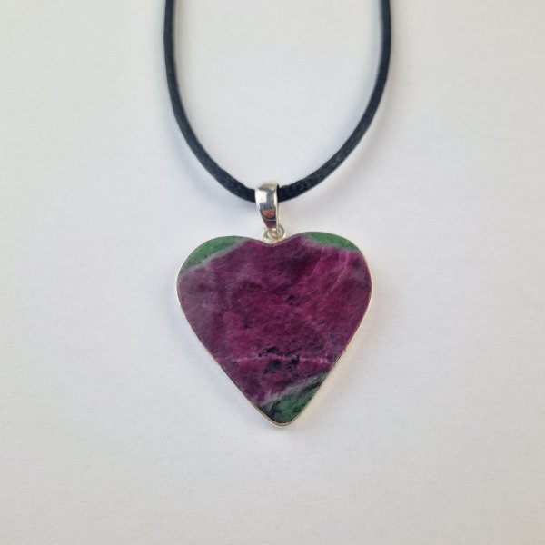 Pendant with Zoisite and Ruby heart | 3 cm