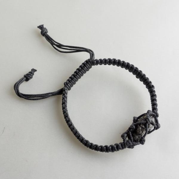 Shungite Bracelet | Dimensione della pietra 2-2,5 cm 0,010 kg