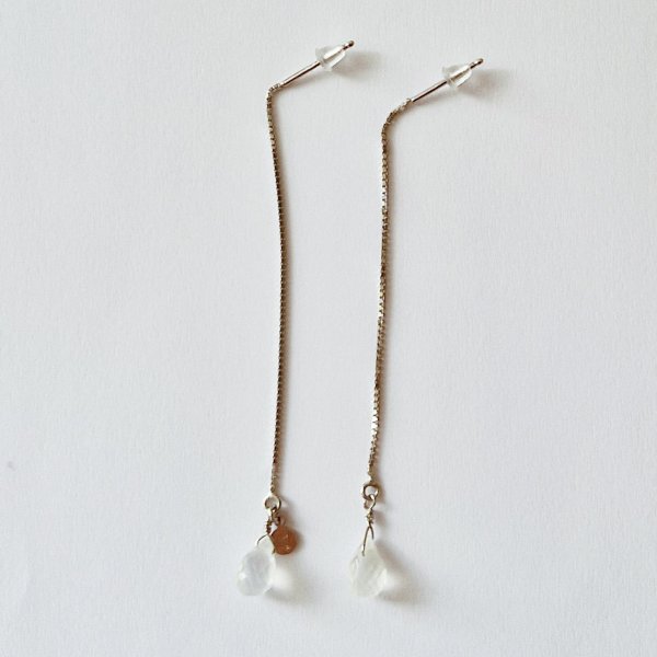 Chain drop earrings with Moonstone