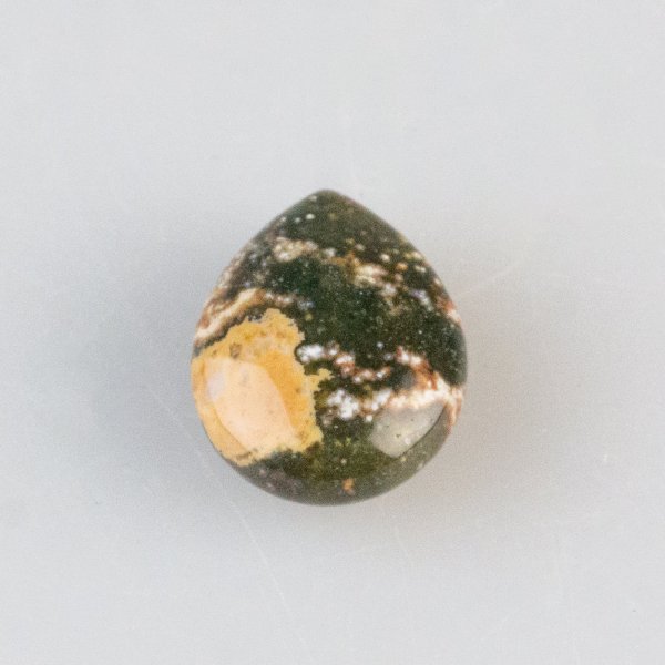 Drop of orbicular jasper, pierced stone | 1,6 x 1,4 cm