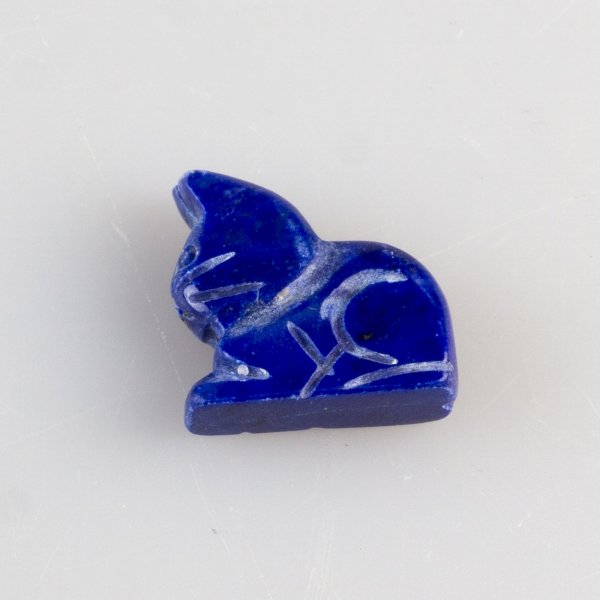 Cat in Lapis Lazuli, pierced stone | 1,5 x 1,5 cm