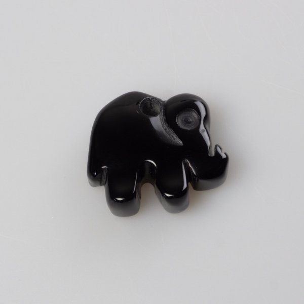 Elephant in Onyx, pierced stone | stone 32x27x10 mm, hole 5 mm