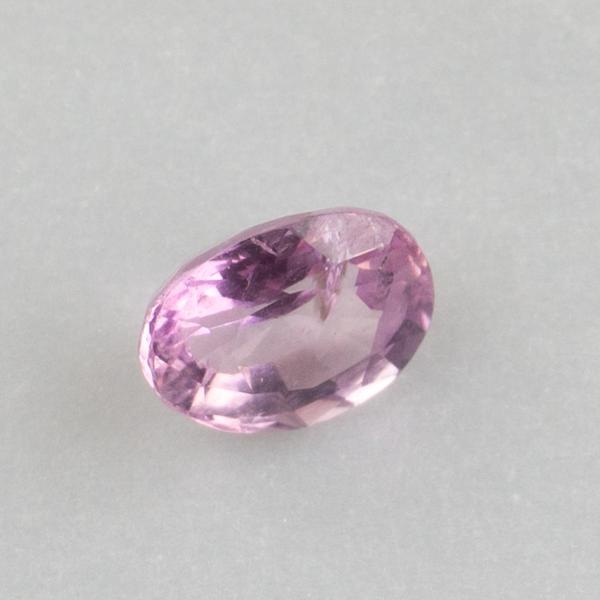 Faceted Gemstone, Rose Sapphire 8,4x6,9x4,6 mm 2,365 ct