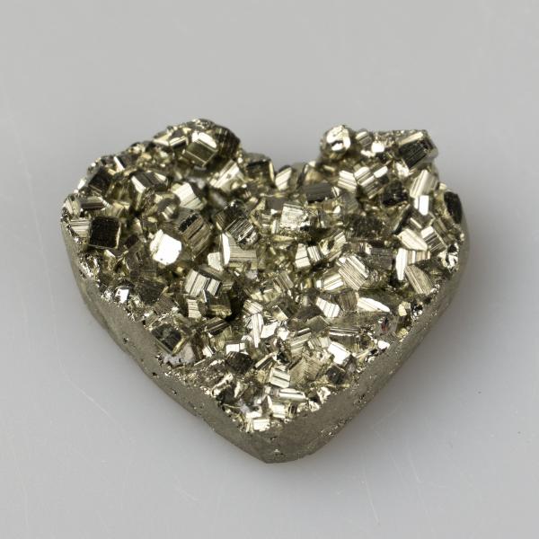 Pyrite Geode Heart 4,1X3,5X1 cm 0,035 kg