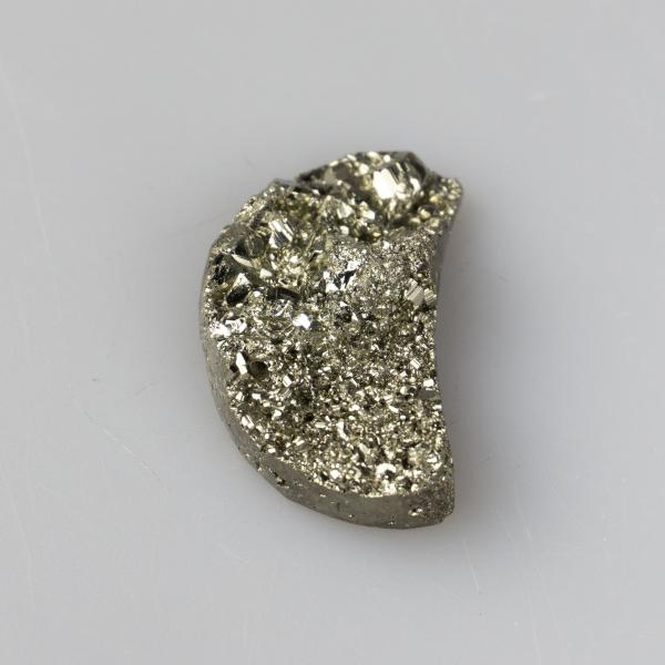Pyrite Geode Moon 3,4X2X0,8 cm 0,015 kg